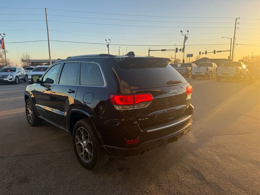 Used 2018 Jeep Grand Cherokee Limited image 7