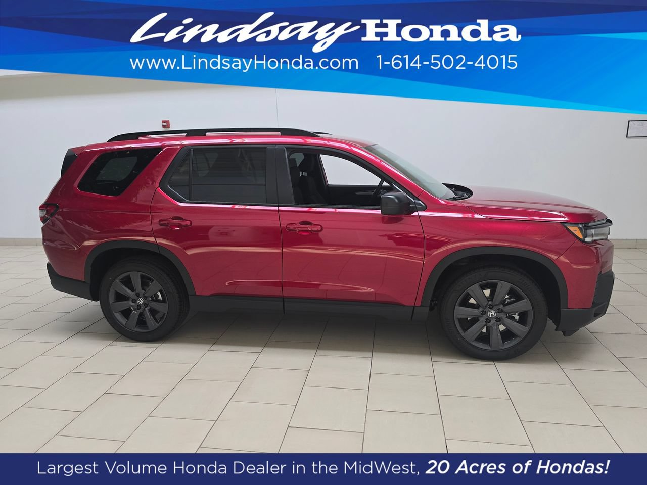 New 2026 Honda Pilot Sport image 3