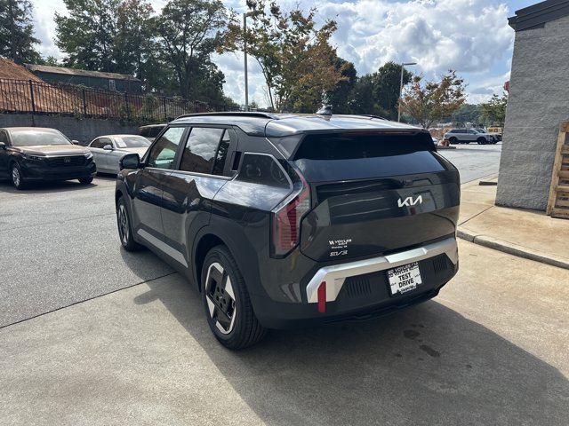 New 2027 Kia EV3 FWD image 20