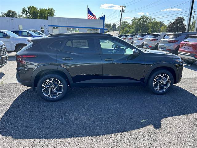 New 2026 Chevrolet Trax LT w/ Driver Confidence Package FWD image 7