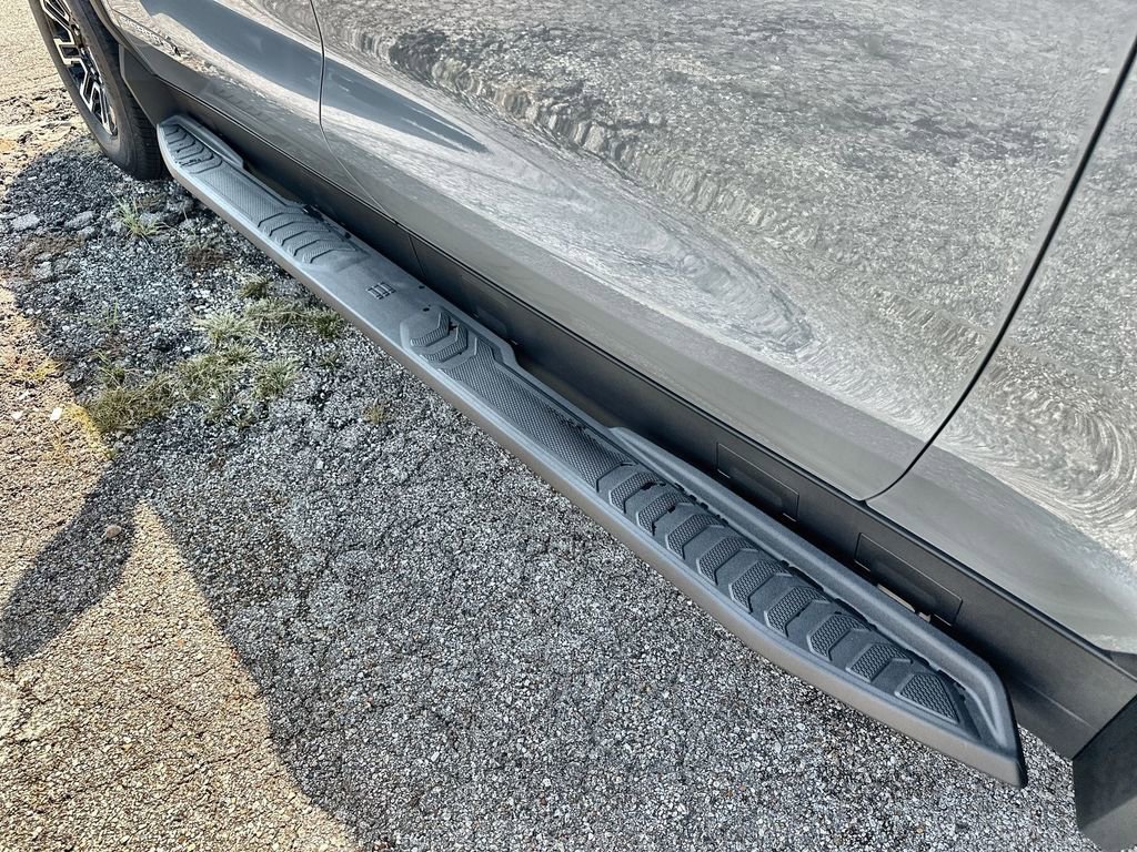 New 2026 GMC Sierra EV Elevation image 13