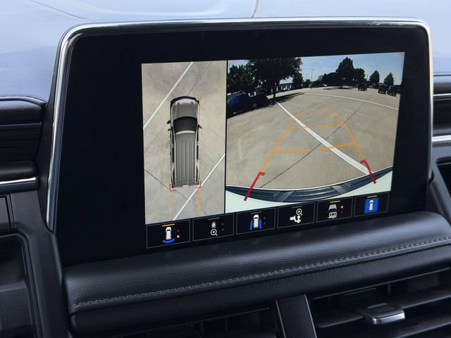 Used 2022 Chevrolet Tahoe Z71 w/ Luxury Package AWD/4WD image 18
