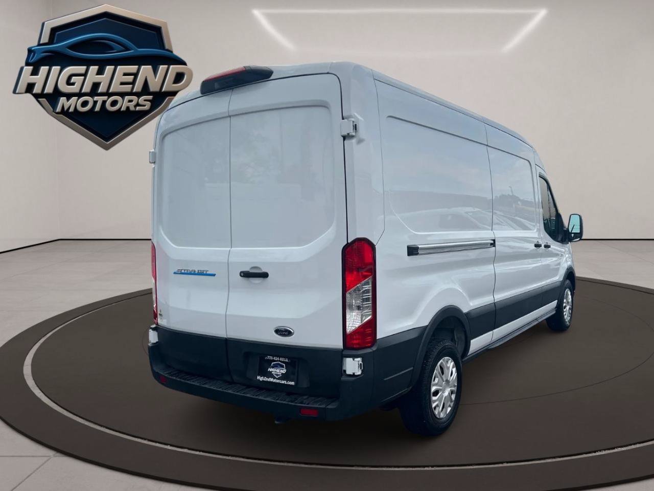 Used 2023 Ford E-Transit Medium Roof RWD image 5