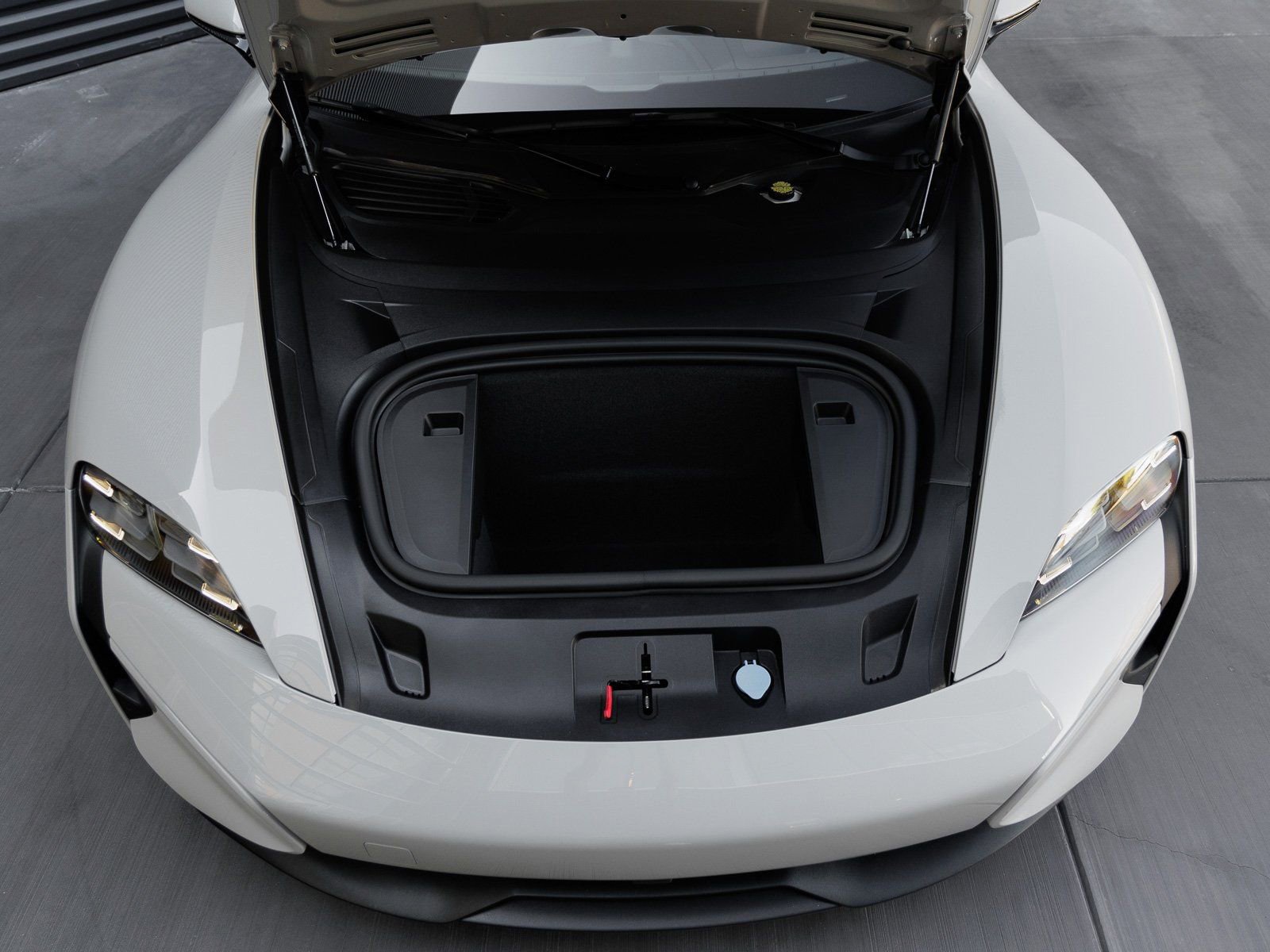 New 2025 Porsche Taycan Turbo AWD/4WD image 42