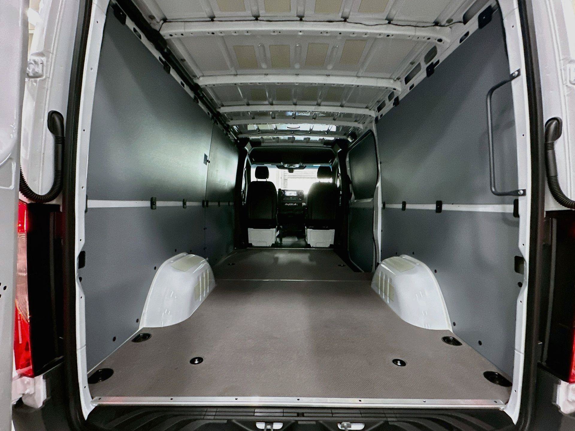 Used 2026 Mercedes-Benz Sprinter 2500 image 5
