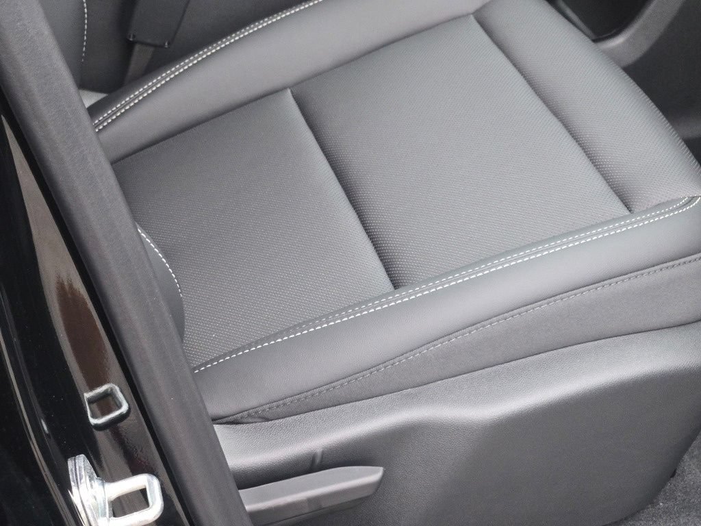 New 2027 GMC Terrain Elevation w/ Elevation Premium Package AWD/4WD image 11