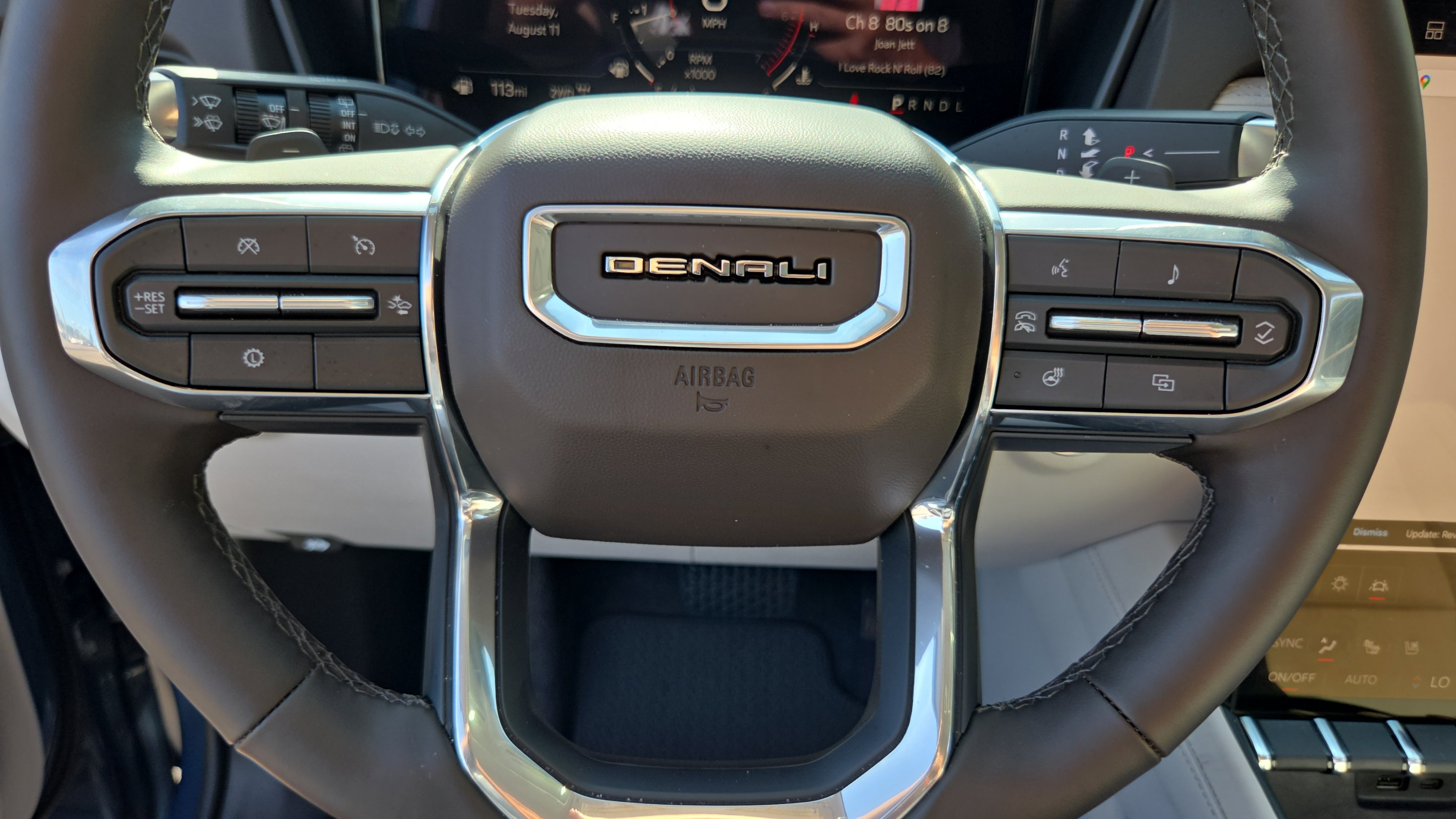Used 2026 GMC Terrain Denali AWD/4WD image 23