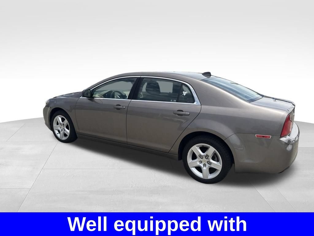 Used 2012 Chevrolet Malibu LS FWD image 3