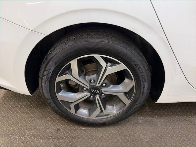 Used 2020 Kia Forte LXS image 36