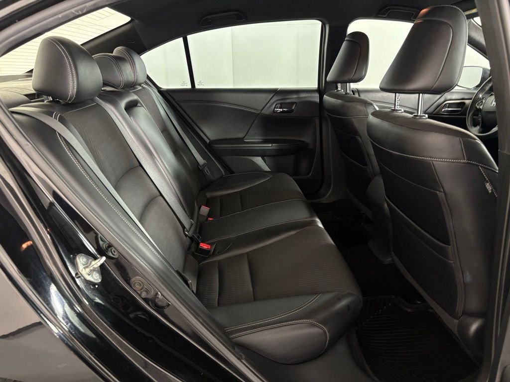 Used 2016 Honda Accord Sport image 34