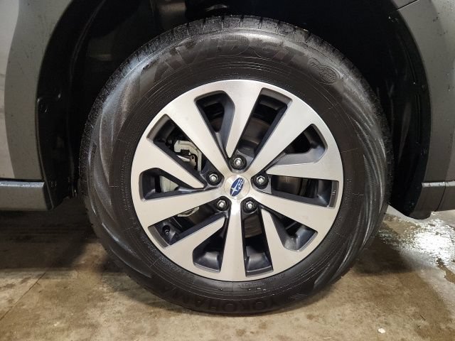 Used 2025 Subaru Outback Premium AWD/4WD image 35