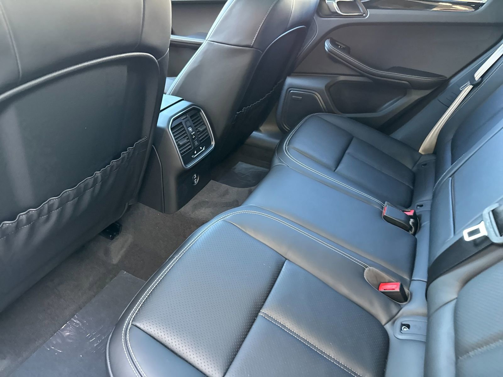 New 2026 Porsche Macan S image 14