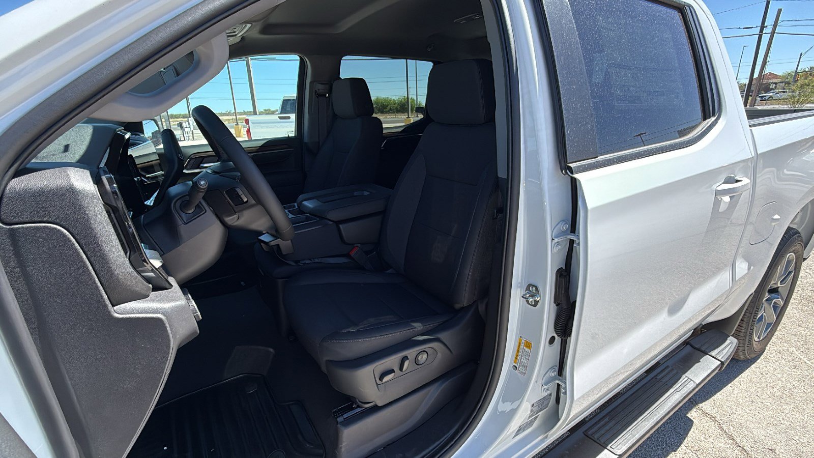 New 2026 Chevrolet Silverado 1500 LT w/ Texas Edition Plus RWD image 12