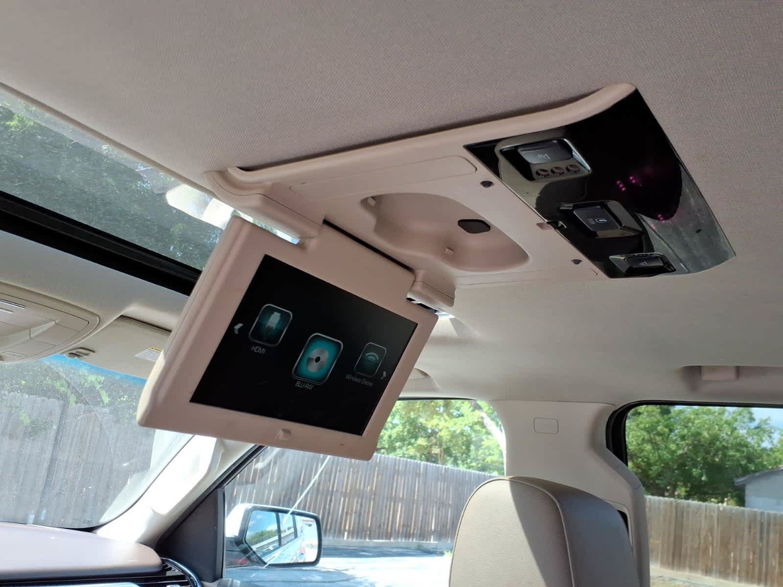 Used 2020 Chevrolet Suburban LT AWD/4WD image 22