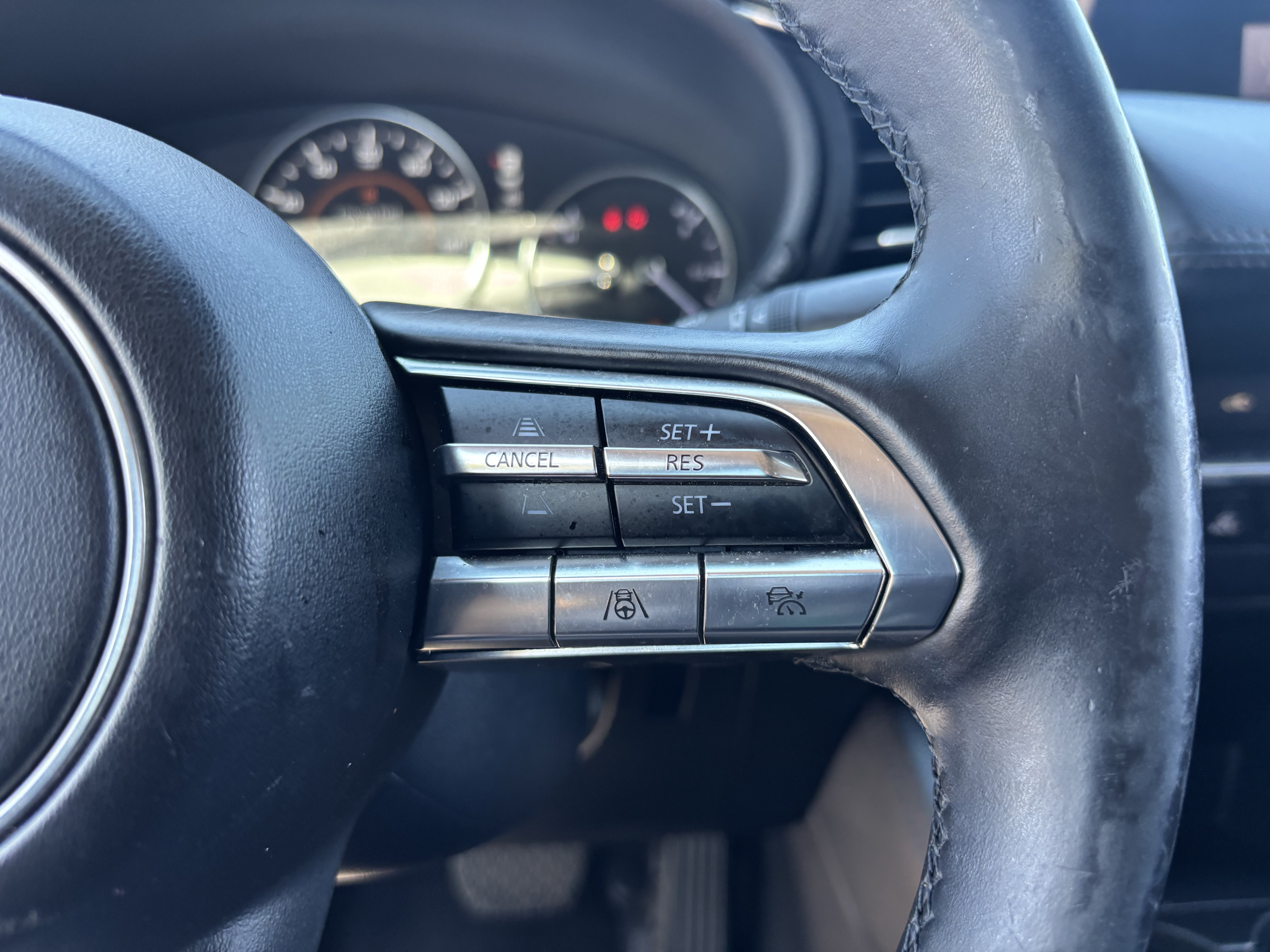 Used 2022 MAZDA MAZDA3 s AWD/4WD image 28