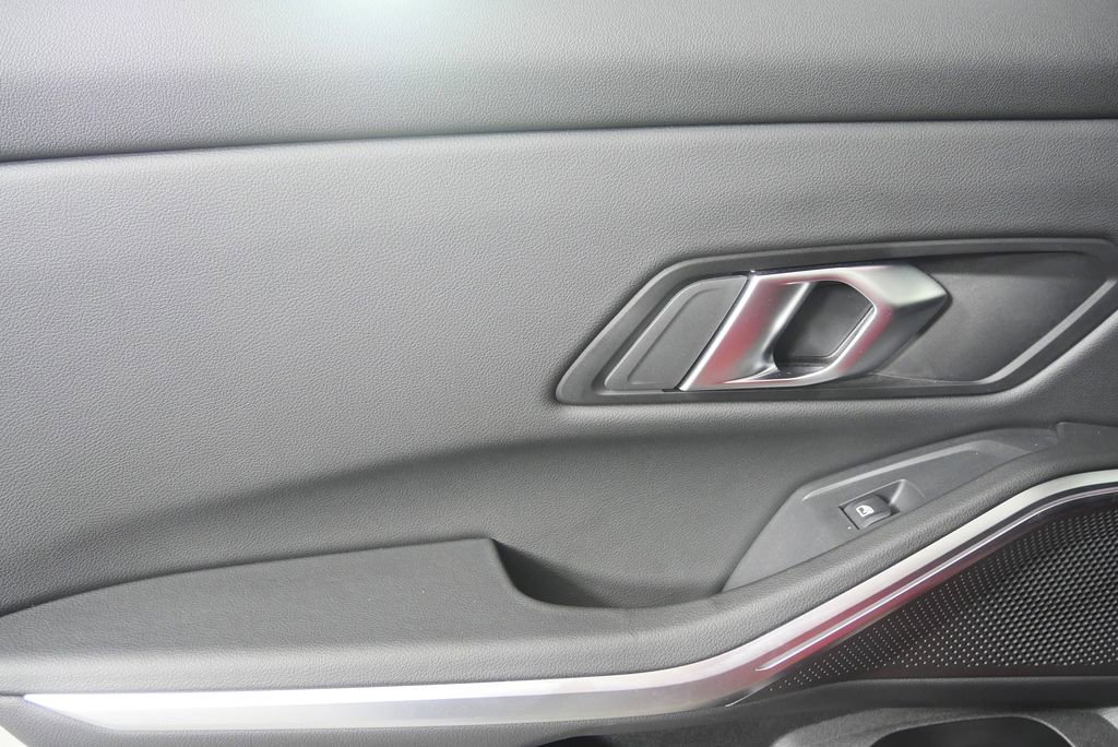 Used 2024 BMW 330i Sedan image 14