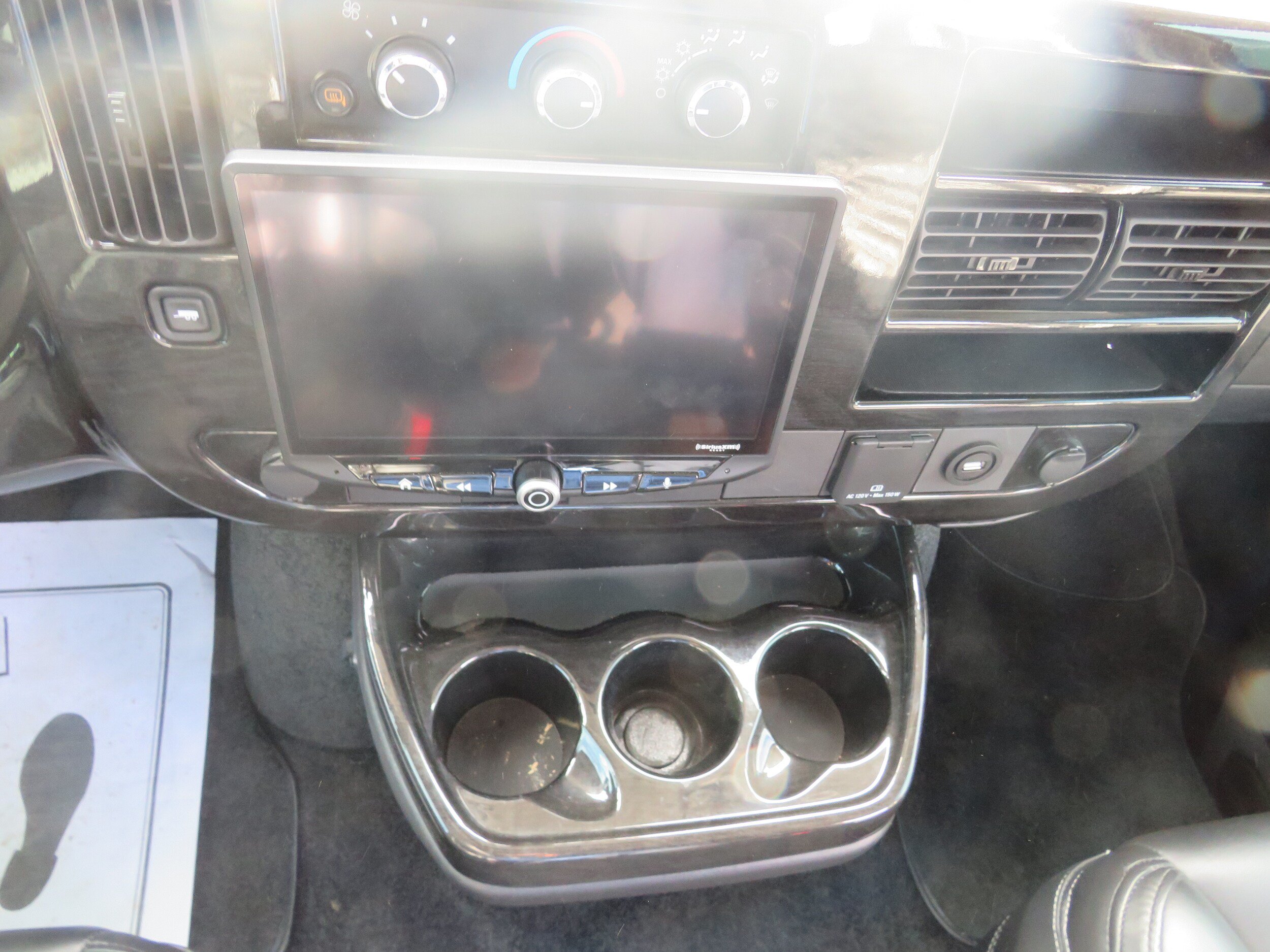 Used 2022 GMC Savana 2500 Extended RWD image 14