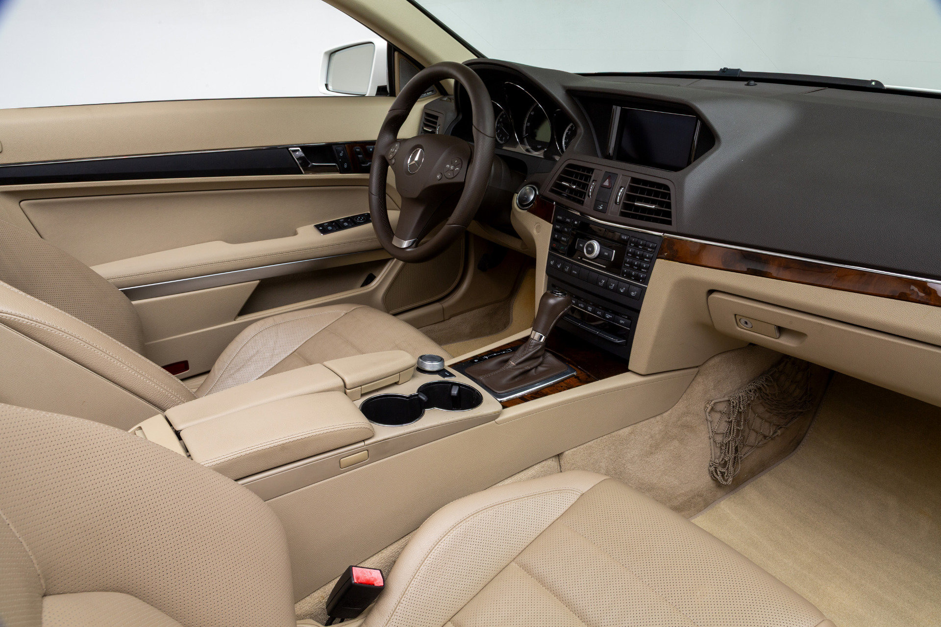 Used 2011 Mercedes-Benz E 550 Cabriolet image 28