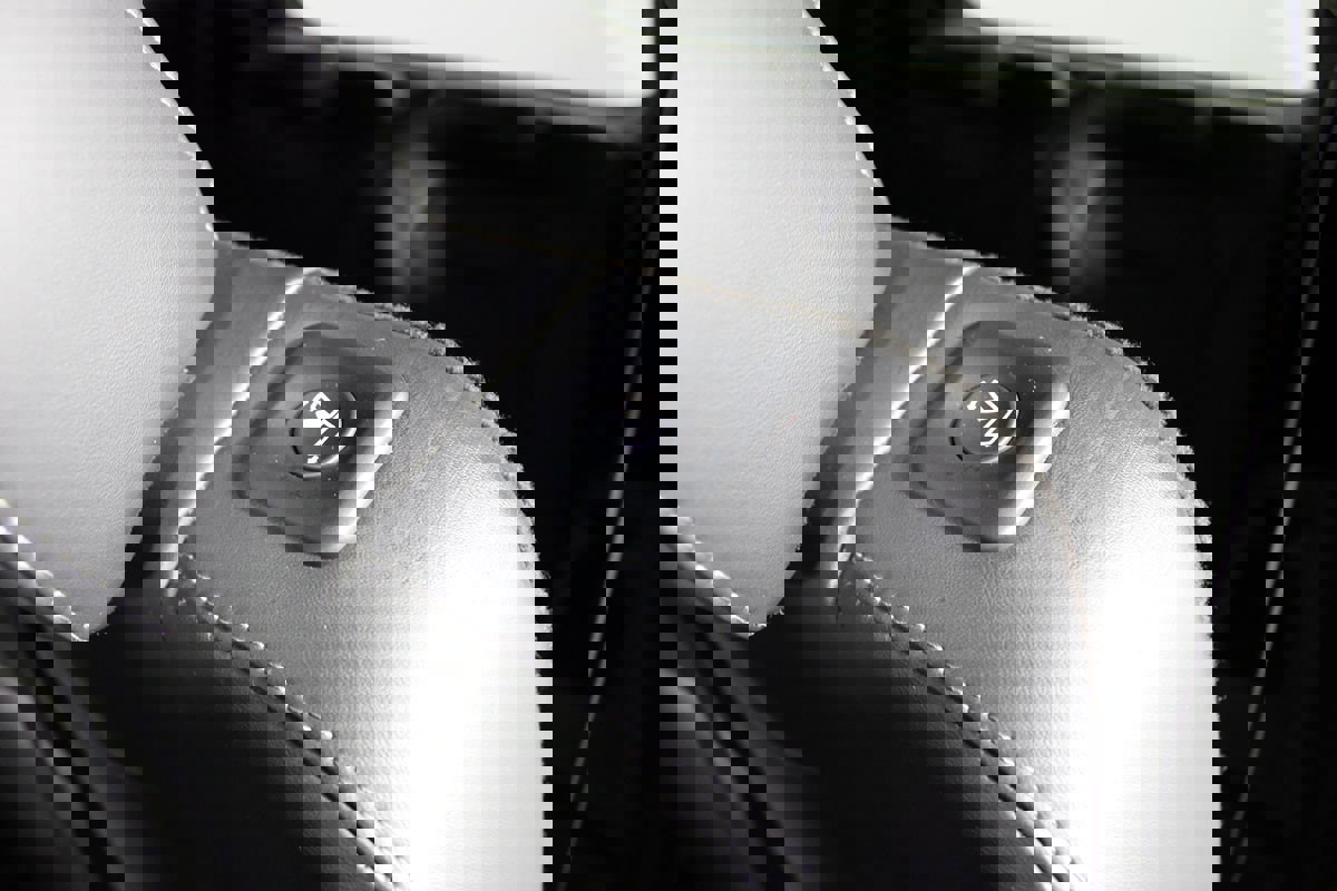 Used 2024 Kia Sorento S image 27