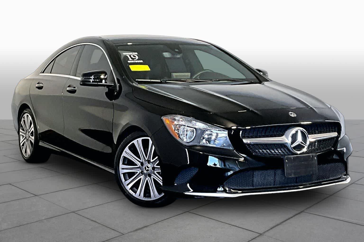 Used 2019 Mercedes-Benz CLA 250 4MATIC image 3