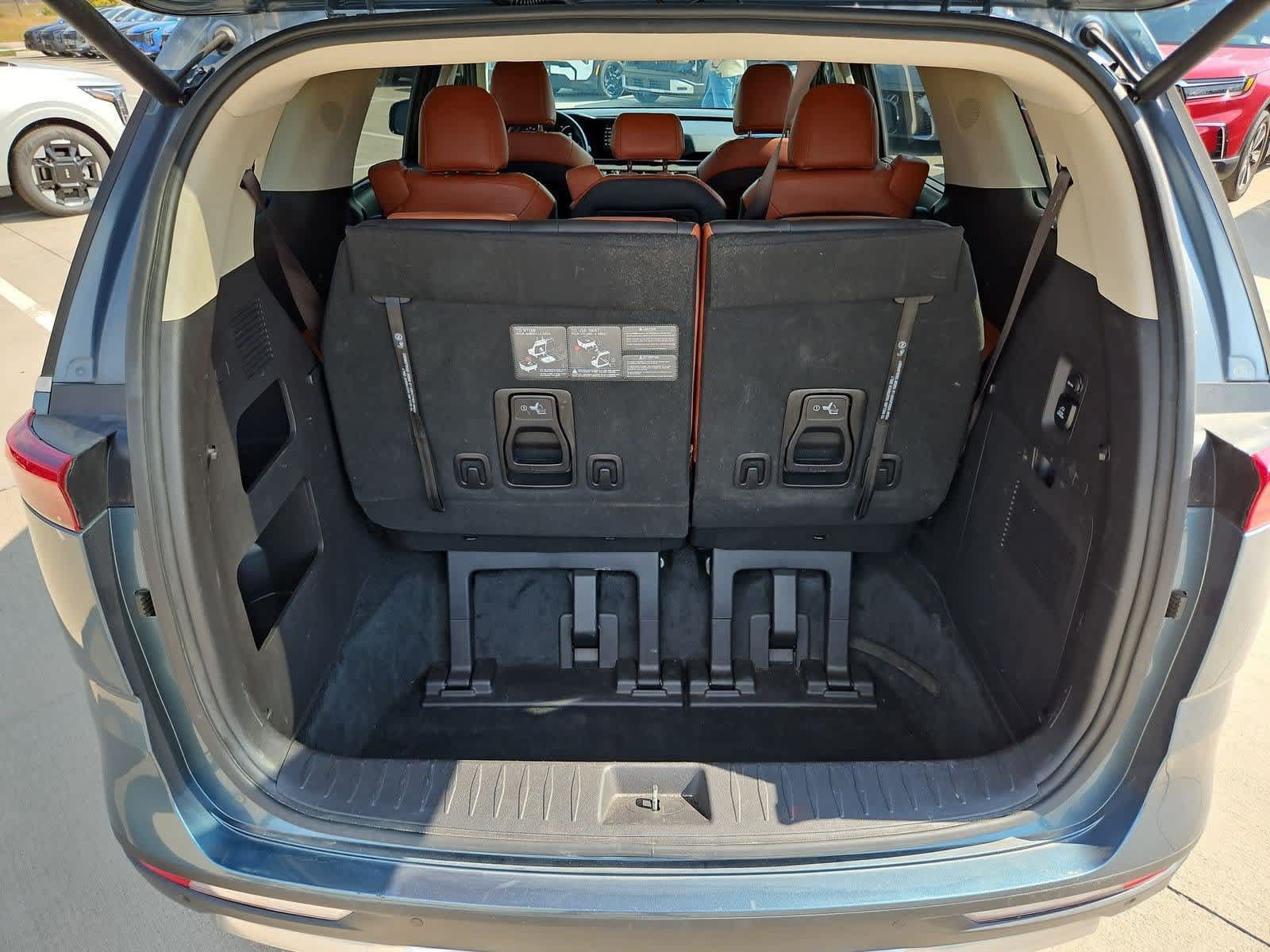 Used 2023 Kia Carnival SX FWD image 32