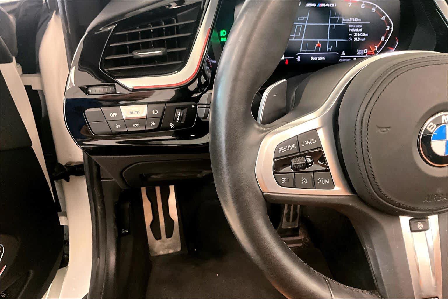 Used 2020 BMW Z4 M40i w/ Executive Package RWD image 19