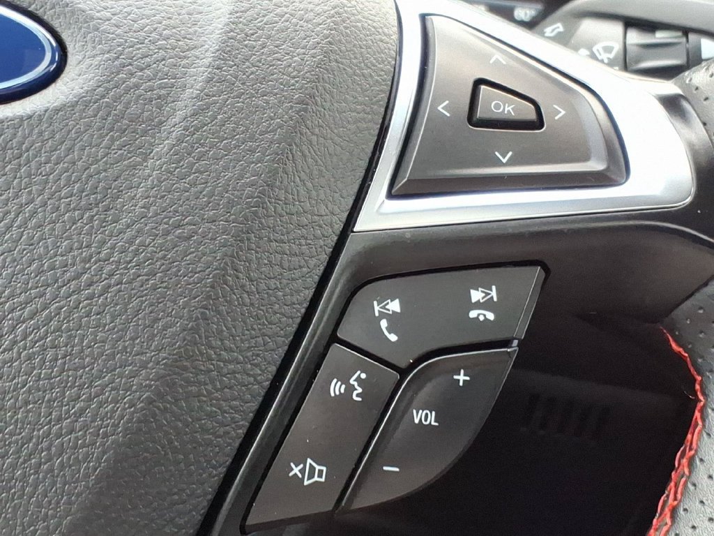 Used 2024 Ford Edge ST-Line AWD/4WD image 23