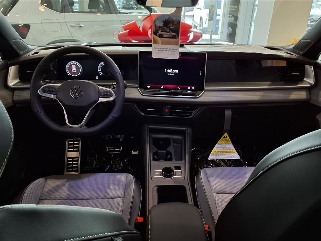 New 2026 Volkswagen Tiguan SE R-Line image 6