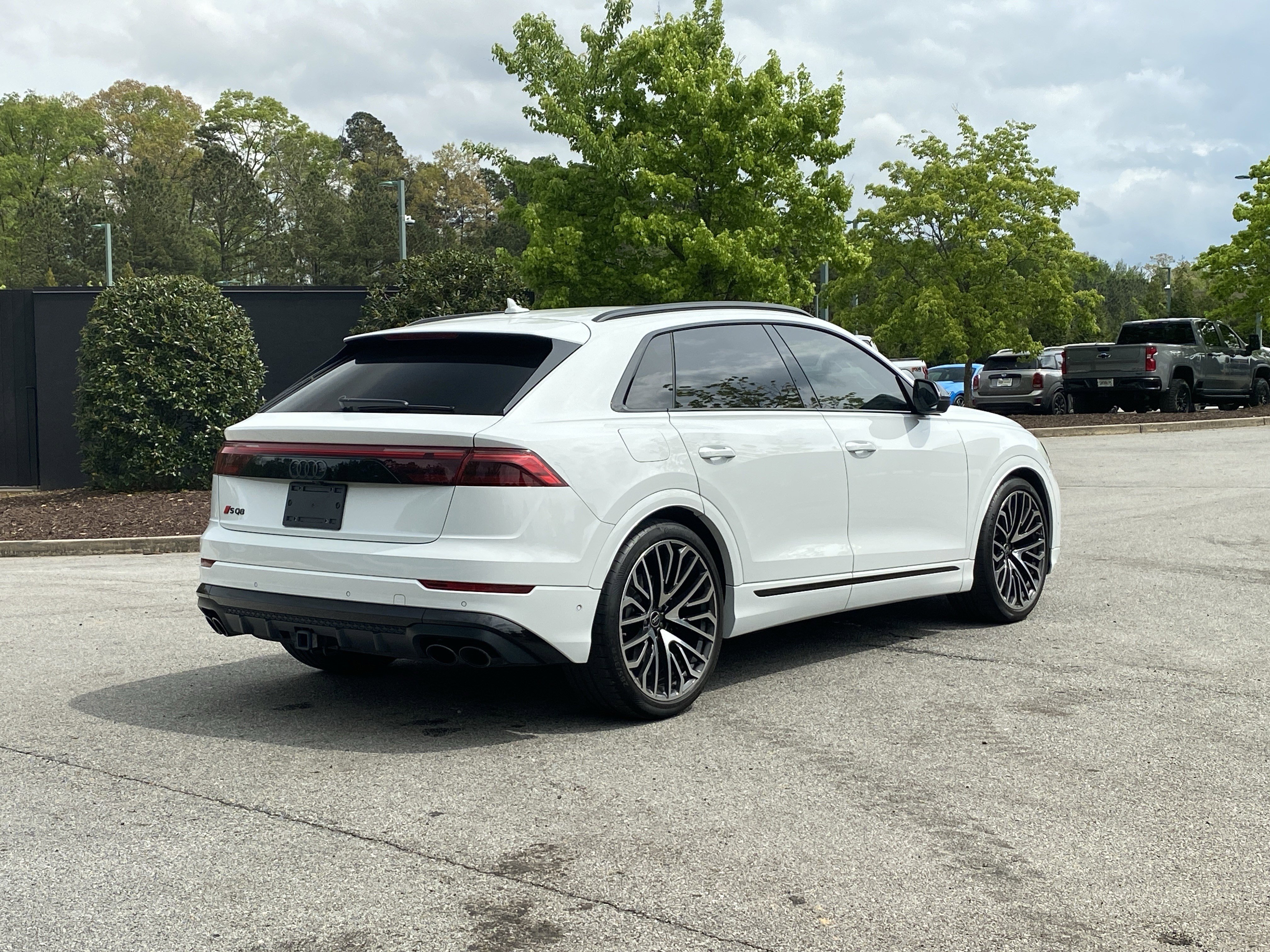 Used 2025 Audi SQ8 Premium Plus image 3