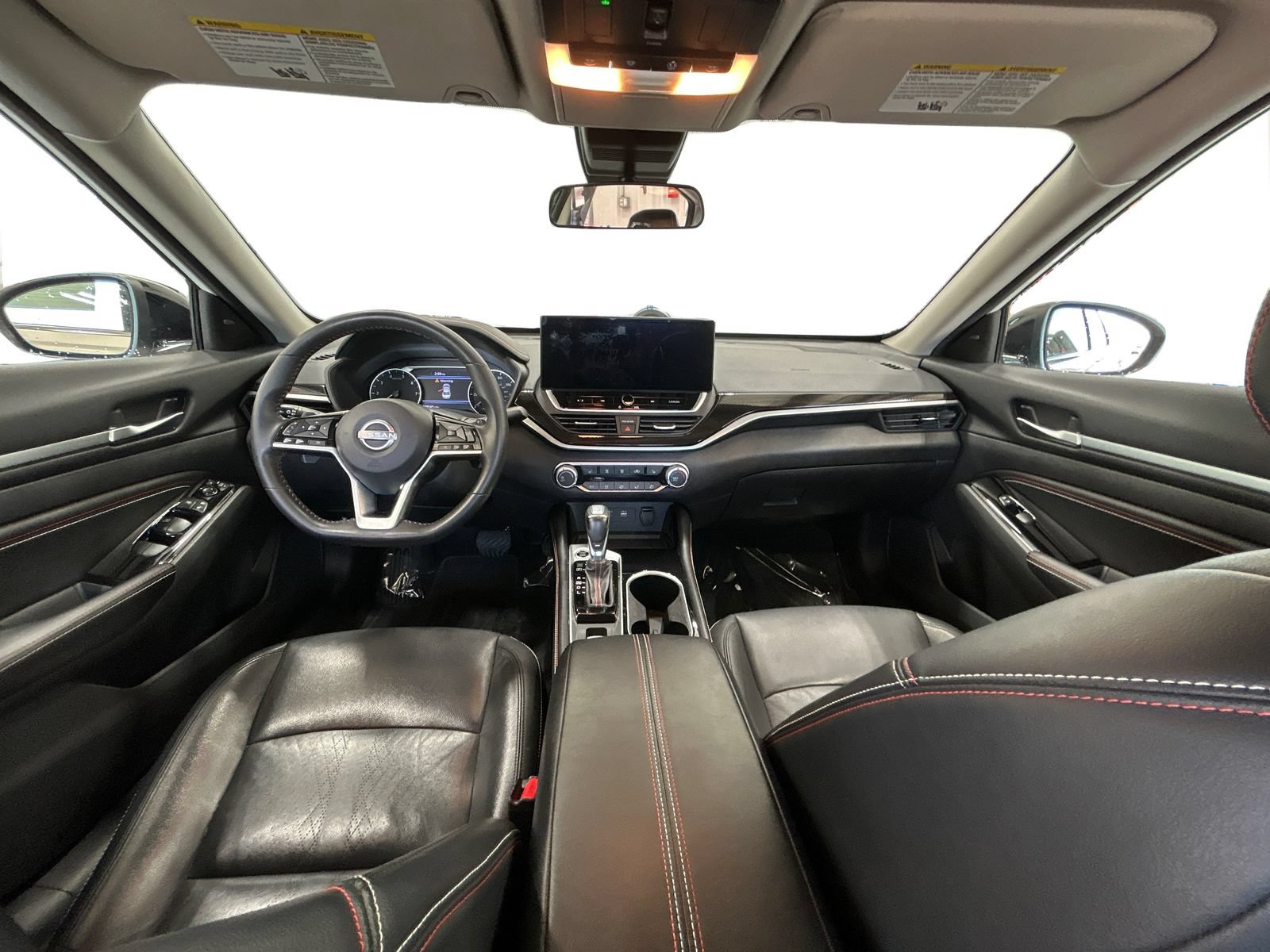 Used 2023 Nissan Altima 2.5 SR w/ SR Premium Package AWD/4WD image 21