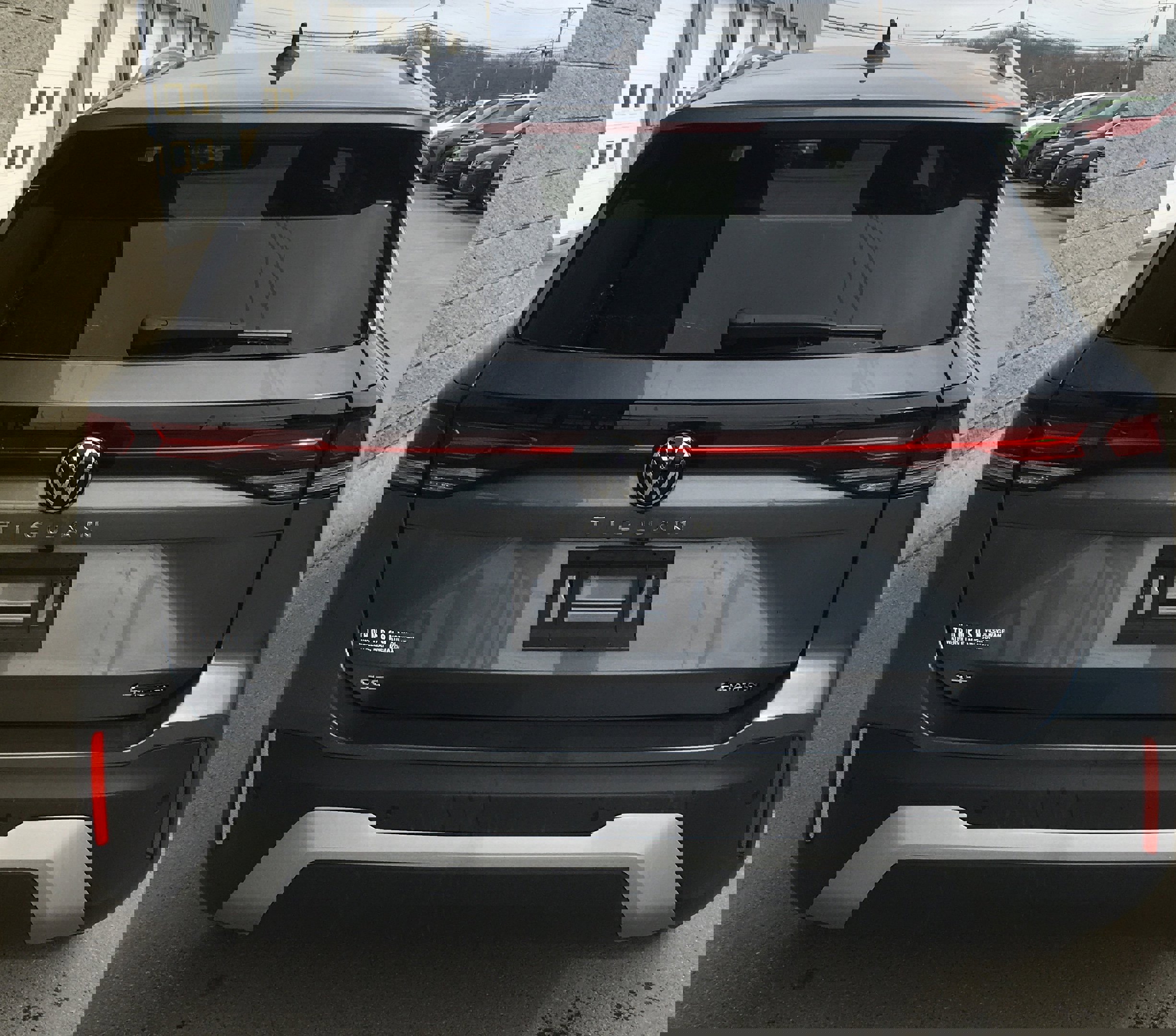 New 2026 Volkswagen Tiguan SE image 4