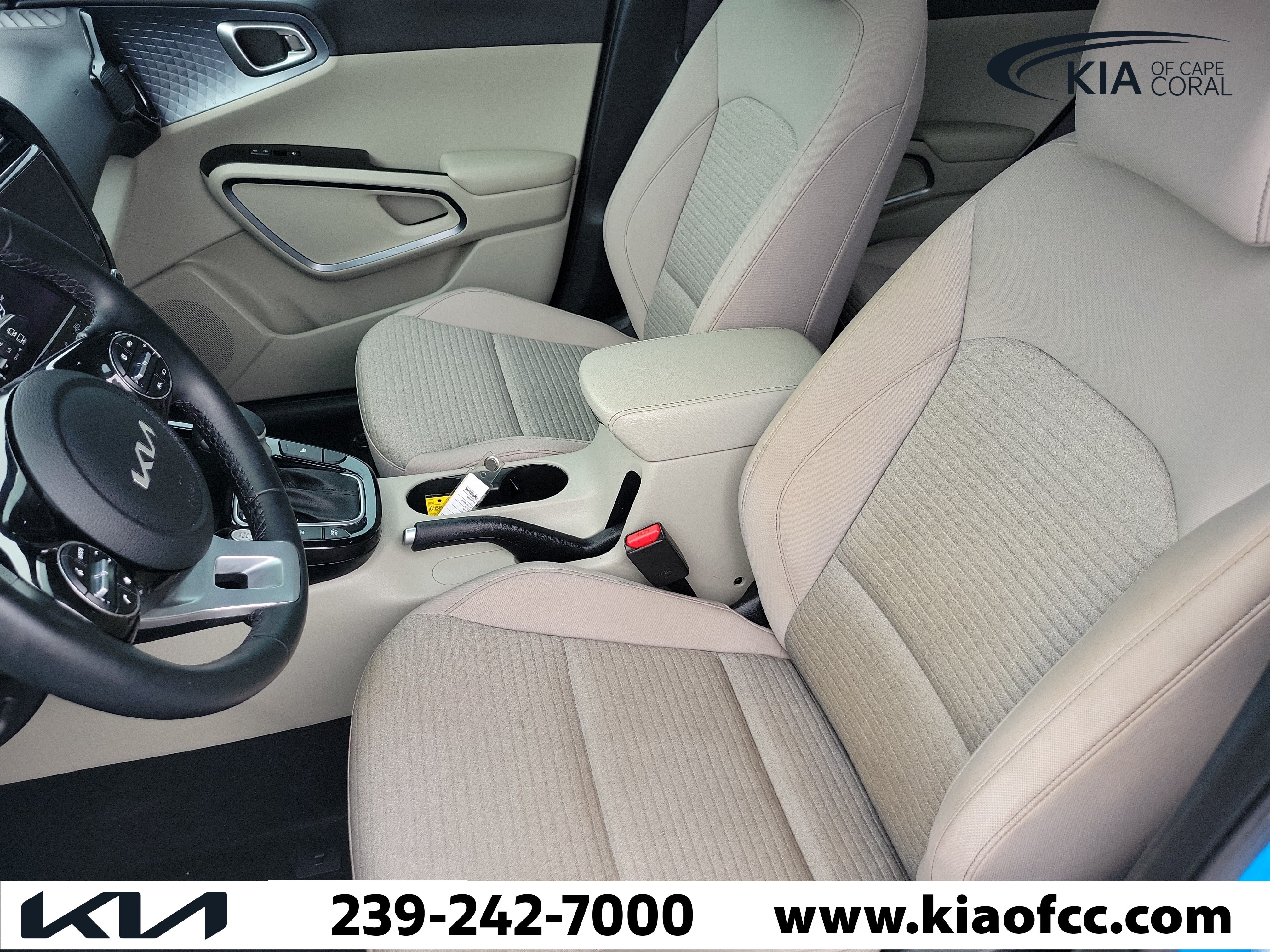 Certified 2025 Kia Soul EX FWD image 21
