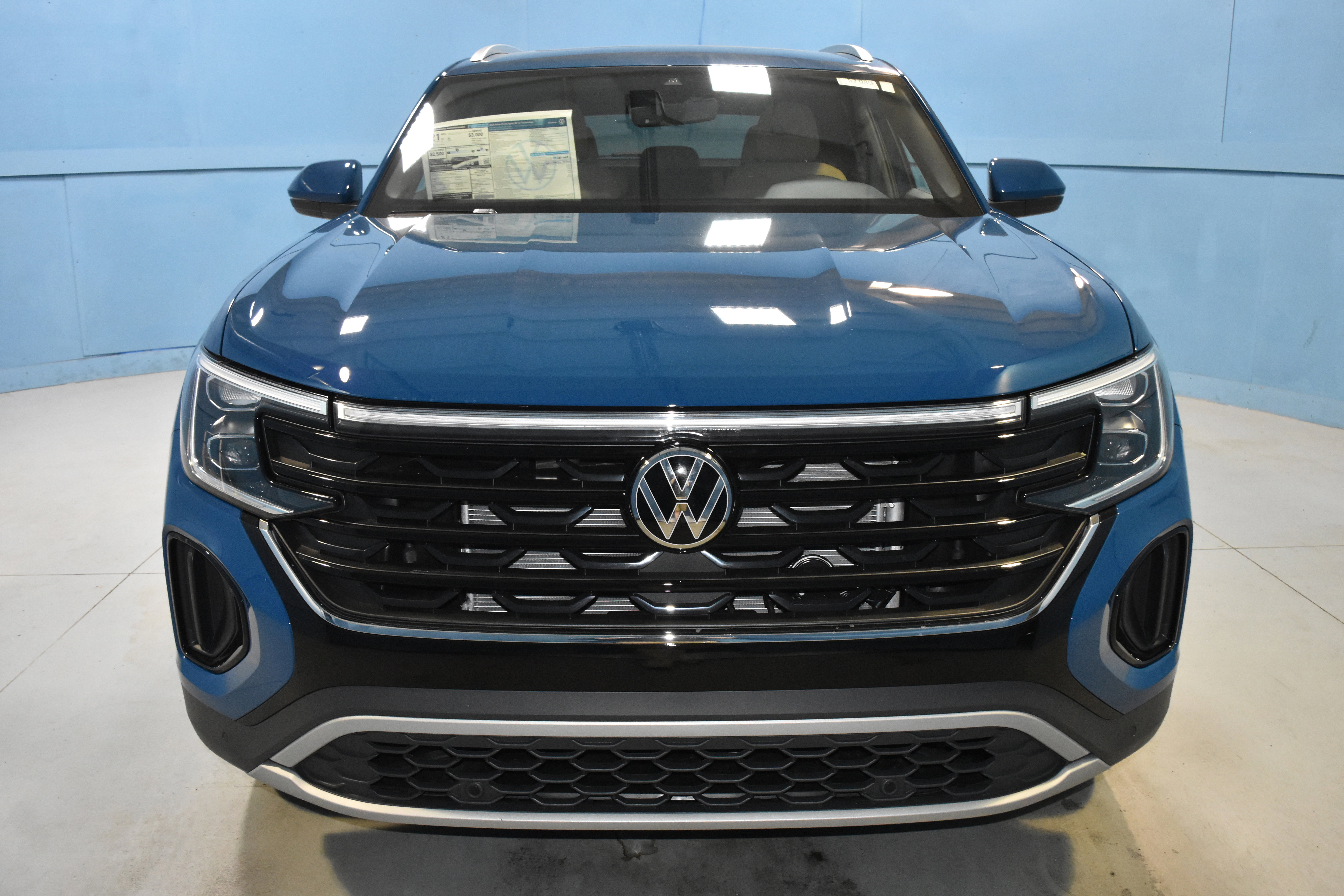 New 2025 Volkswagen Atlas Cross Sport SE image 18