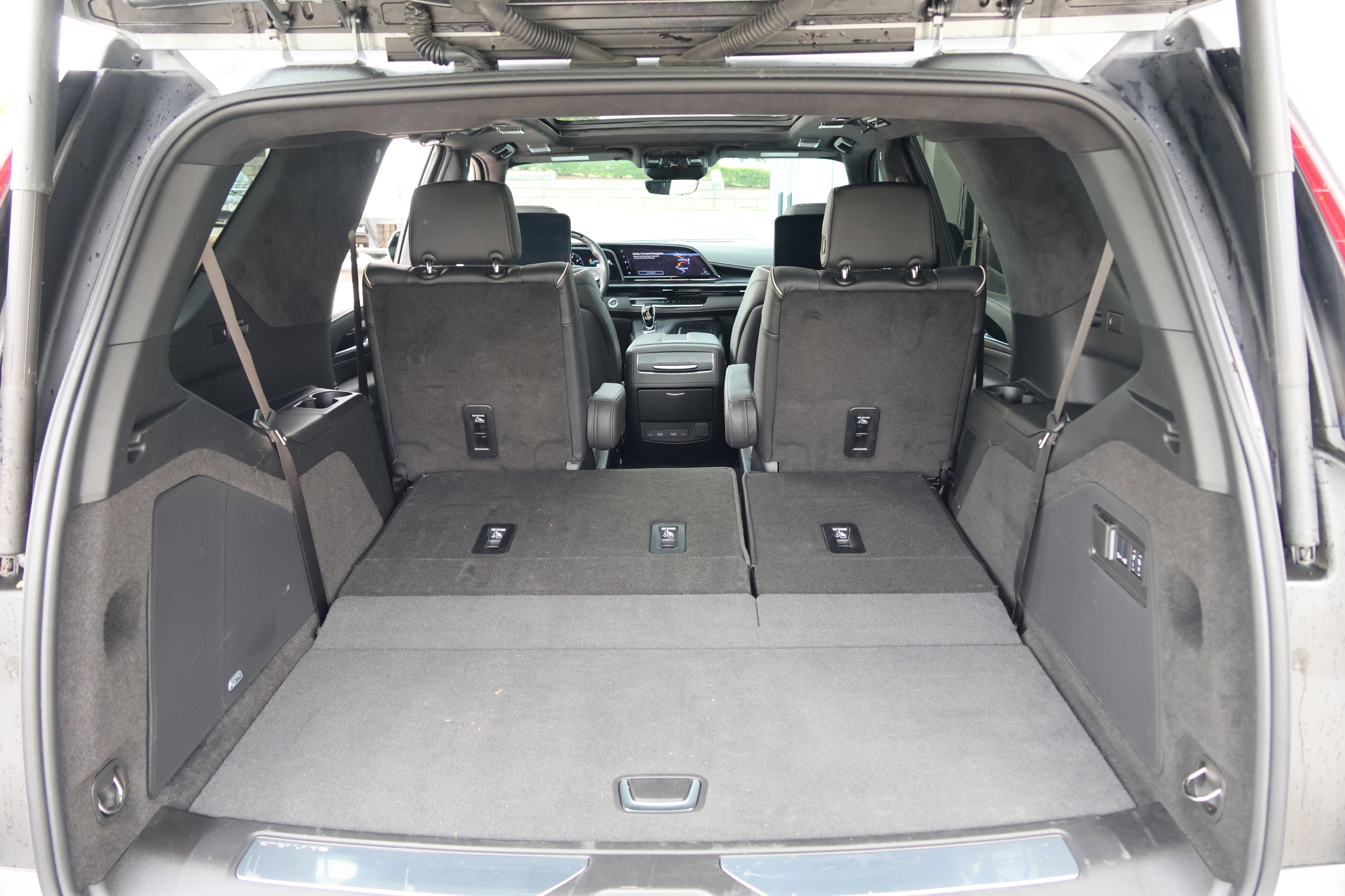 Used 2024 Cadillac Escalade V w/ LPO, ONYX Package AWD/4WD image 41