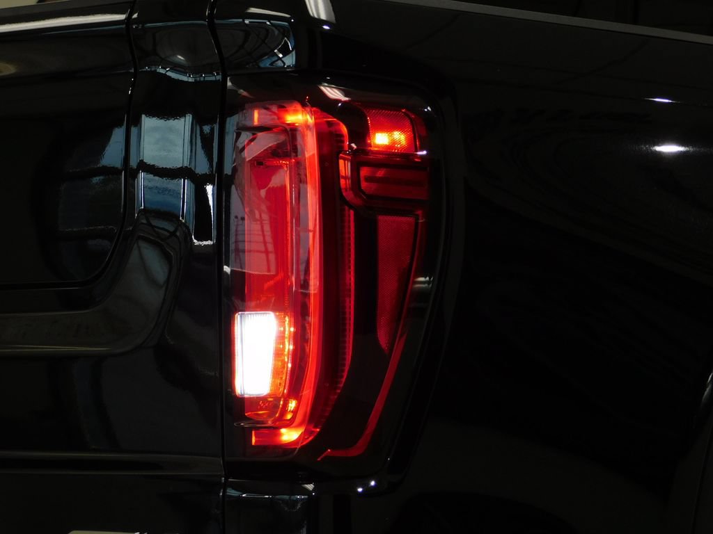 Used 2021 GMC Sierra 1500 AT4 w/ AT4 Value Package AWD/4WD image 68