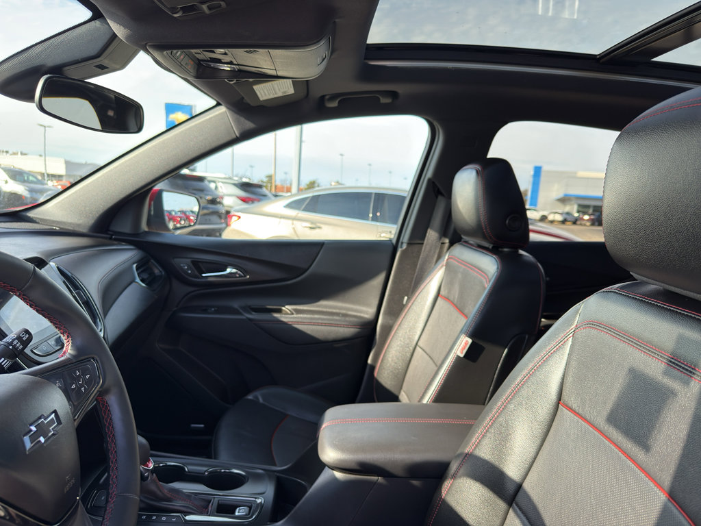 Used 2023 Chevrolet Equinox RS w/ RS Leather Package image 26