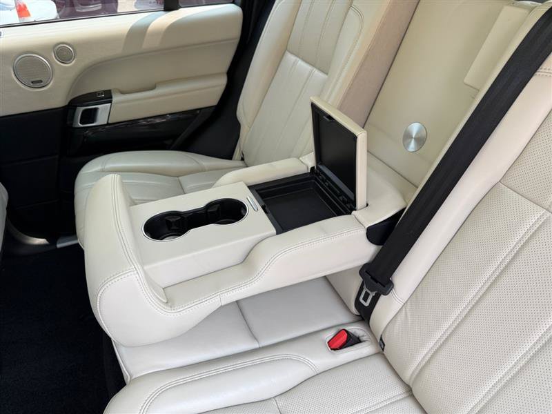 Used 2017 Land Rover Range Rover HSE AWD/4WD image 16