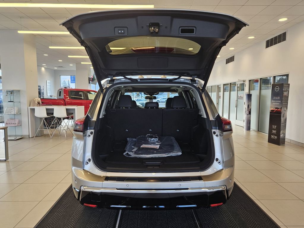 New 2026 Nissan Rogue Platinum w/ Tech Package image 9
