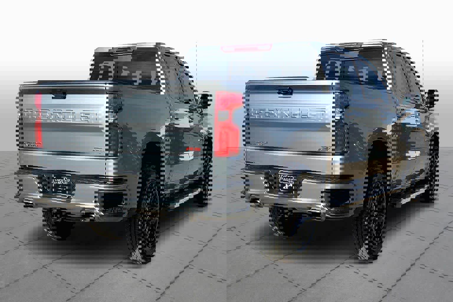 Used 2023 Chevrolet Silverado 1500 RST image 13