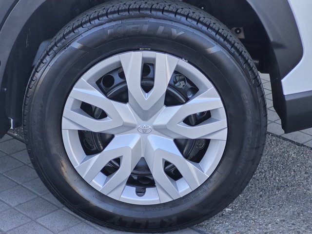 Used 2026 Toyota Corolla Cross L FWD image 13