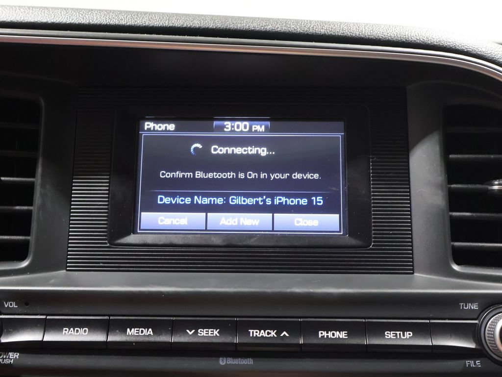Used 2019 Hyundai Elantra SE FWD image 24