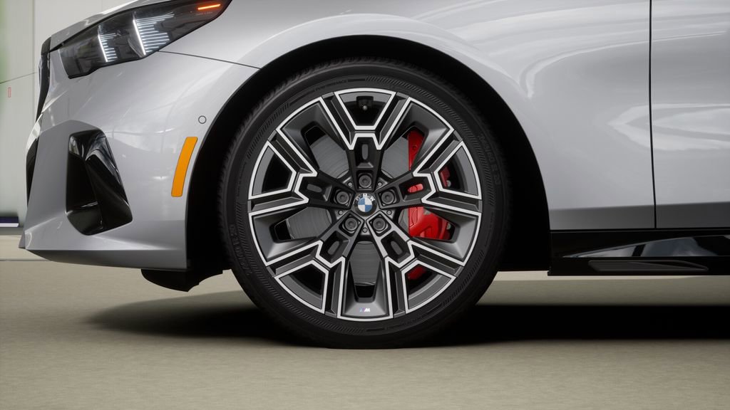 New 2026 BMW 540i xDrive image 7