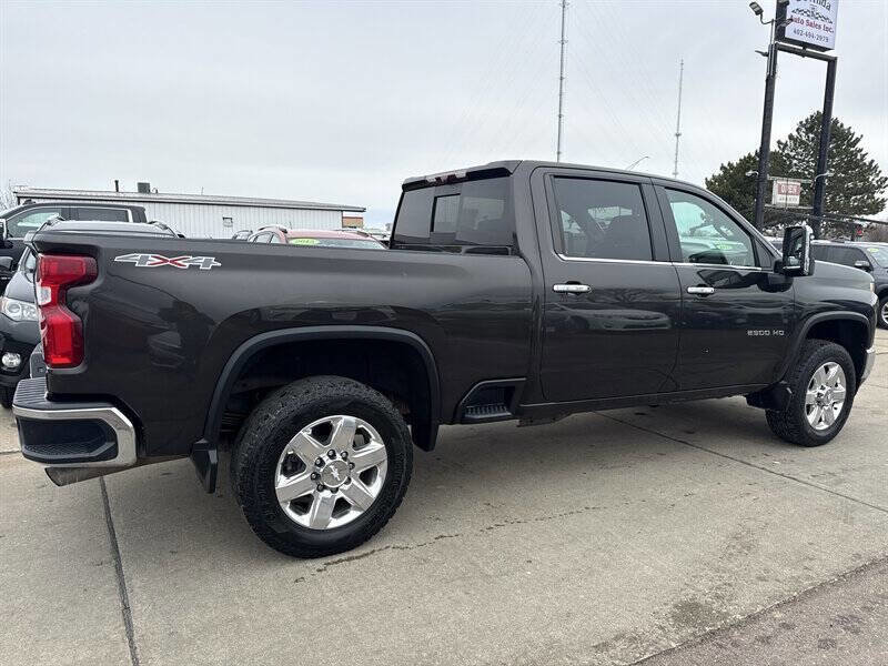 Used 2020 Chevrolet Silverado 2500 LTZ w/ LTZ Premium Package AWD/4WD image 8