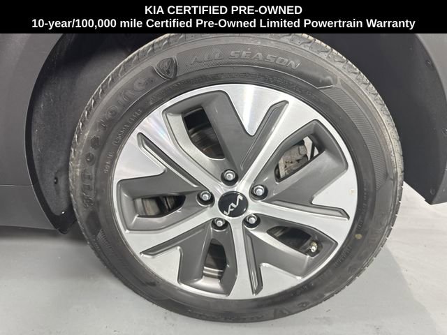 Used 2022 Kia Niro EX w/ Cold Weather Package image 5