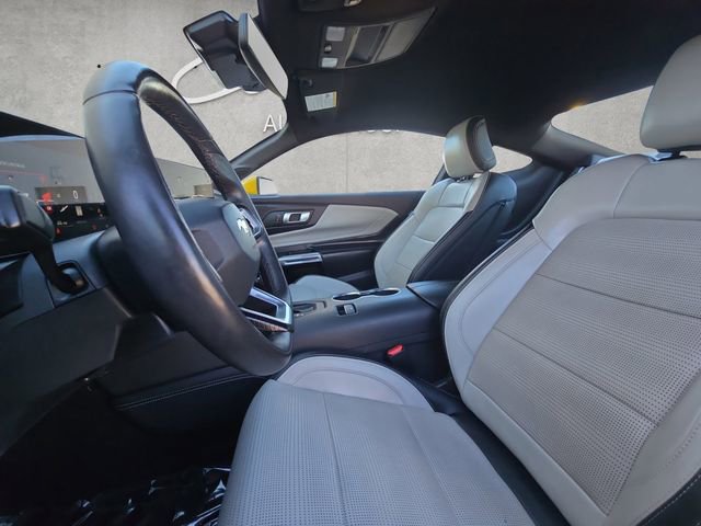 Used 2024 Ford Mustang Premium image 19