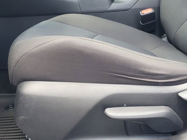 Used 2020 Toyota RAV4 LE image 13