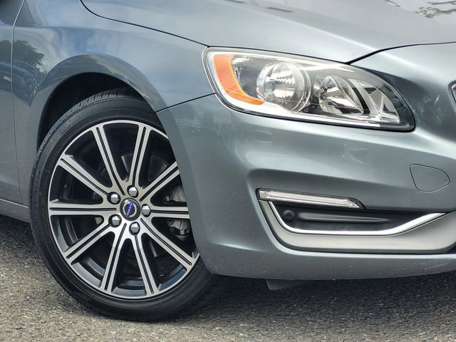 Used 2018 Volvo S60 T5 Inscription w/ Technology Package FWD image 4