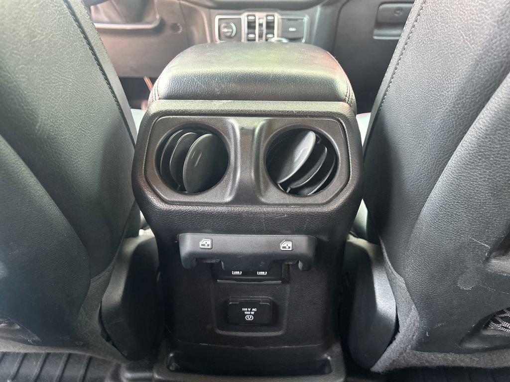 Used 2021 Jeep Wrangler Unlimited Rubicon image 39