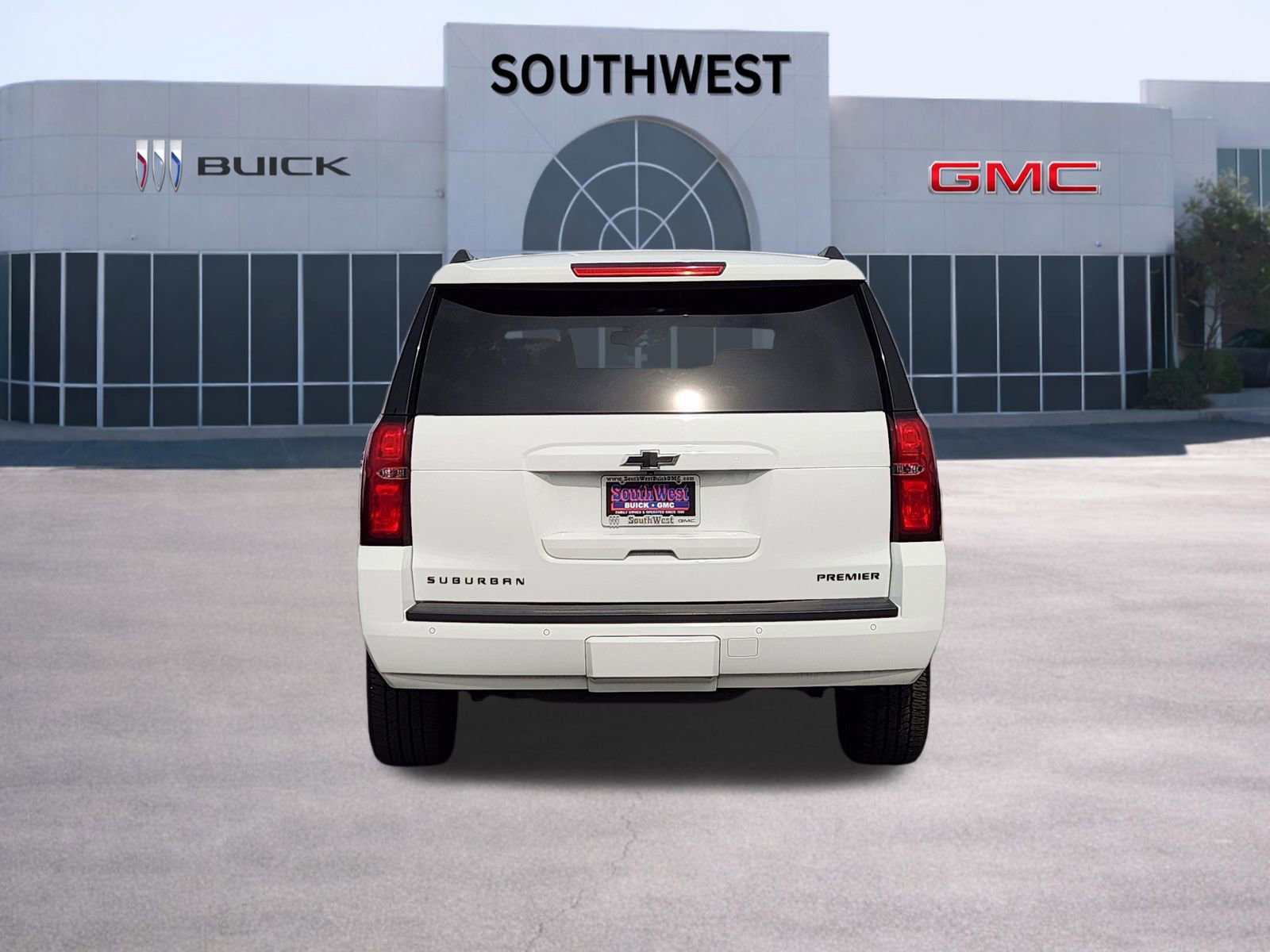 Used 2019 Chevrolet Suburban Premier image 8