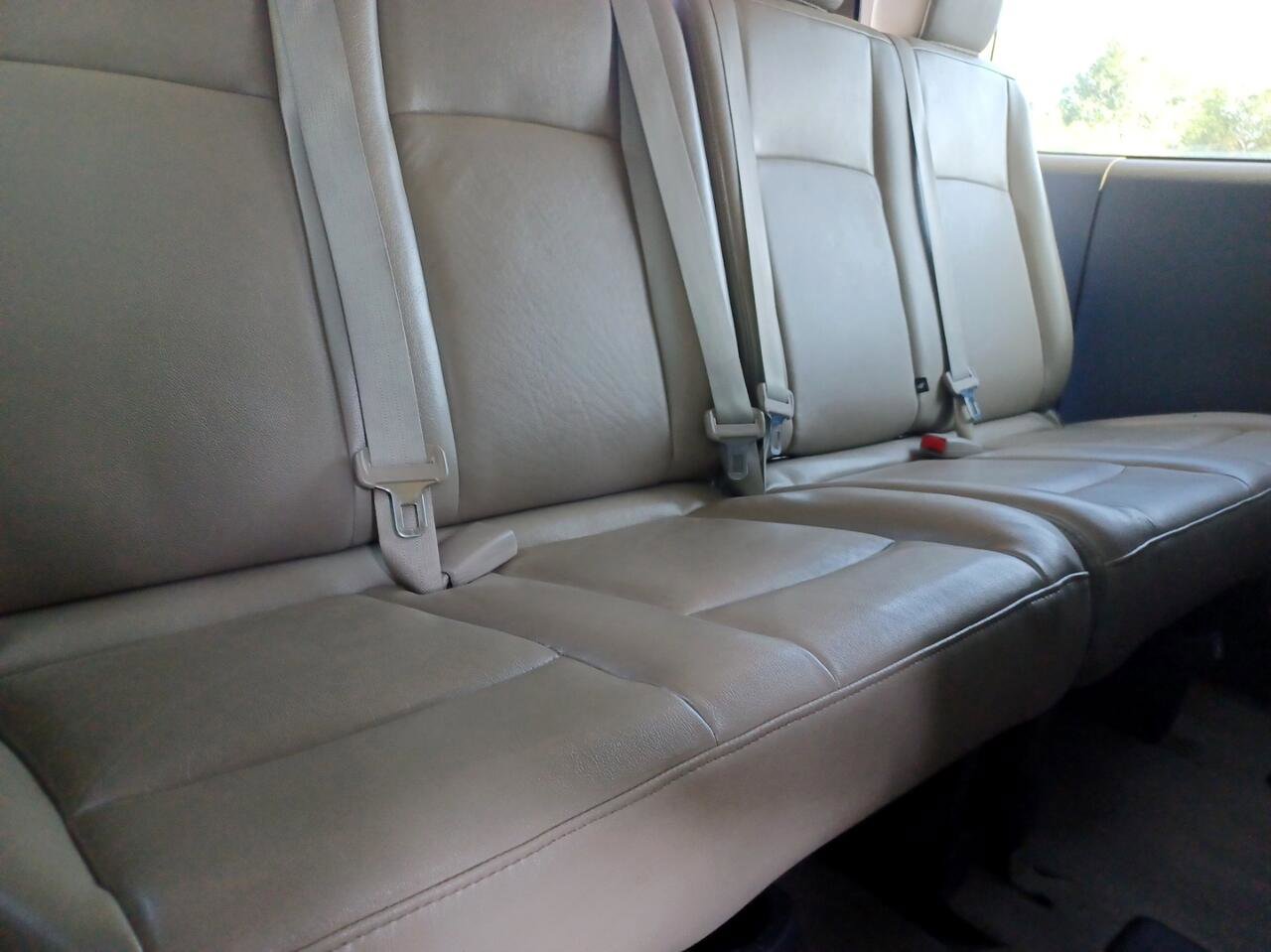 Used 2012 Nissan NV 3500 SL w/ Technology Pkg image 37